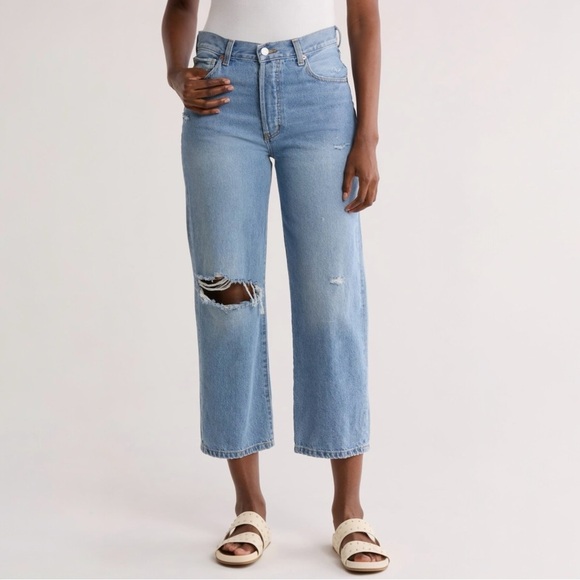 New ETICA Altin Loose Fit Crop Distressed Jean Size 26 - Picture 1 of 7